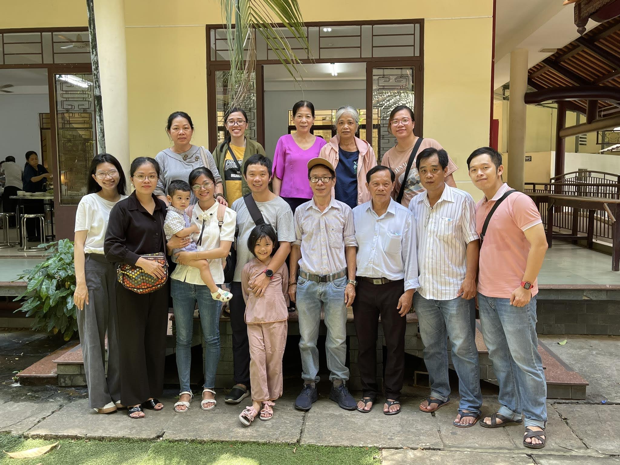 Lễ Tiểu Tường Của Mẹ